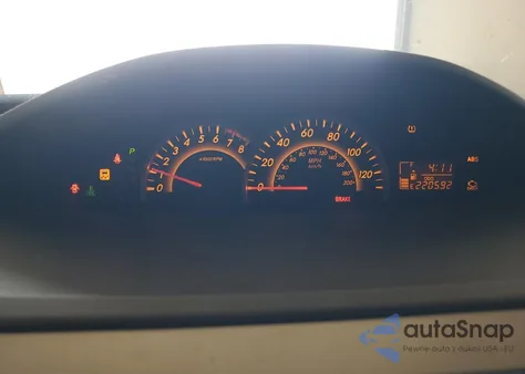 2010 Toyota Yaris z USA, uszkodzony, nr VIN JTDBT4K39A1362693